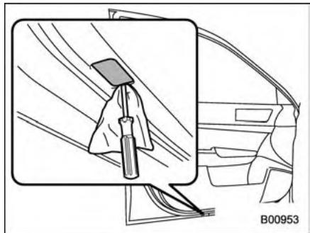 SUBARU Outback (2011) - Outback - 9