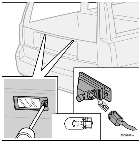 VOLVO V70 - V70R - XC70 (2004-2007) - Remplacement d'ampoules - 1