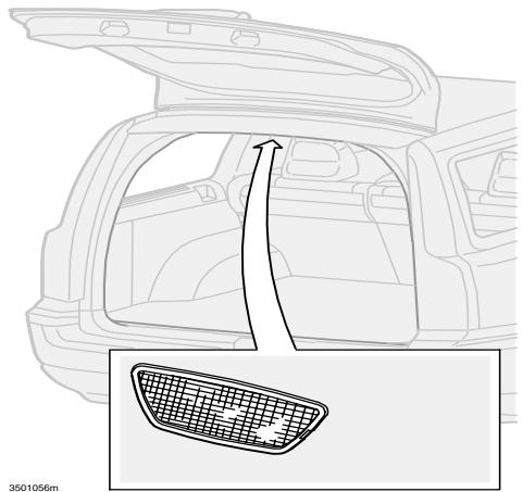 VOLVO V70 - V70R - XC70 (2004-2007) - Position de dossier de banquette arrête - 1