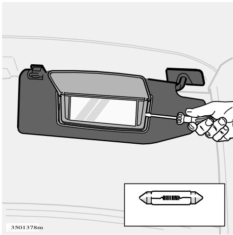 VOLVO V70 - V70R - XC70 (2004-2007) - Remplacement de l'éclairage de plaque minéalogique - 1
