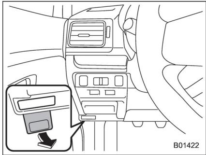 SUBARU WRX - WRX STI (2018) - Ouverture du capot: - 1
