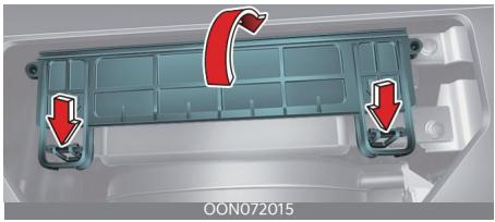 KIA Telluride Phase 2 (2023) - Inspection et remplacement du filtré à air du climatiseur - 3