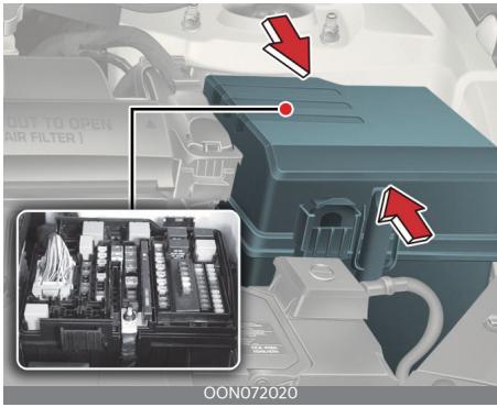 KIA Telluride Phase 2 (2023) - Remplacement d'un fusible du compartment moteur - 1