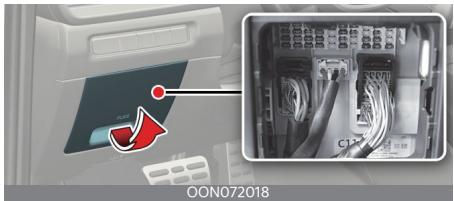 KIA Telluride Phase 2 (2023) - Remplacement d'un fusible du panneau interieur - 1
