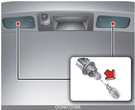 KIA Telluride Phase 2 (2023) - Remplacement du phare de la plaque d'immatriculation (type d'ampoule) - 1