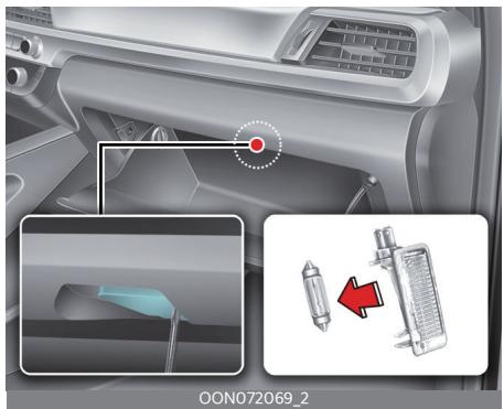 KIA Telluride Phase 2 (2023) - Remplacement de la lumière du coffre à gants (type ampoule) - 1