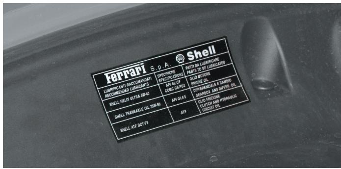 FERRARI California (2009-2014) - Plaquettes d'identification et homologation - 6