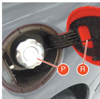FERRARI California (2009-2014) - Ouverture de secours - 1