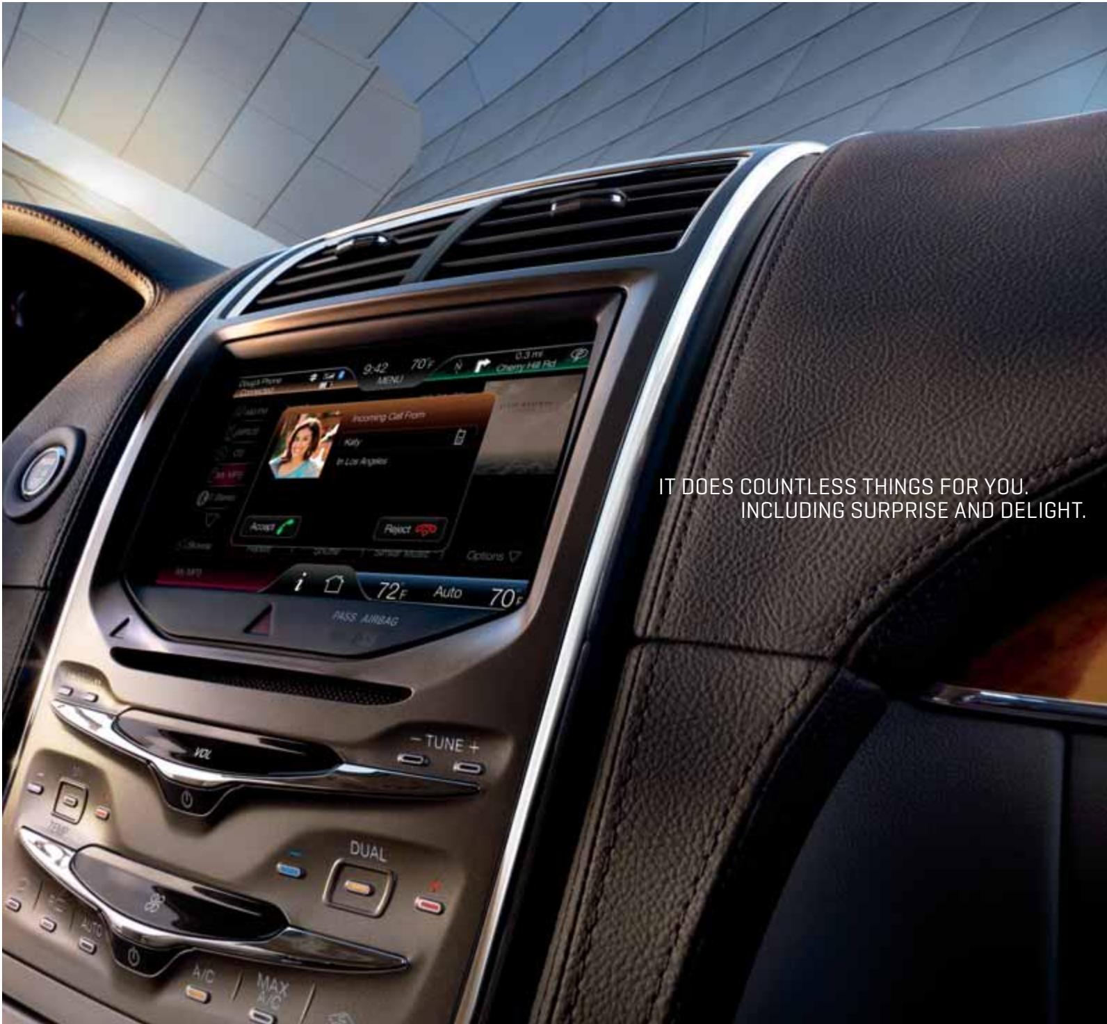 Lincoln MKX Phase 2 (2011-2015) - THE UNDENIABLE ADVANTAGE: A VEHICLE AS SMART AS IT IS LUXURIOUS. - 2