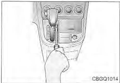 KIA Sedona KV2 (2002-2005) - Système de verrouillage des vitesses - 1