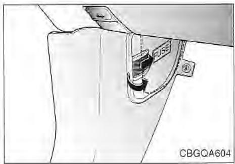 KIA Sedona KV2 (2002-2005) - AVERTISSEMENT - 1