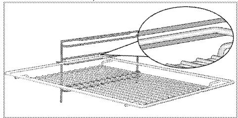 BEKO BBCM13300XC - Mise en place de la grille métallique et de la lèchefrite sur les étagères de cuisine - 1