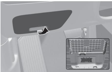 HYUNDAI Santa Fe TM Phase 2 (2020-2023) - Remplacement de fusible dans le tableau de bord - 1