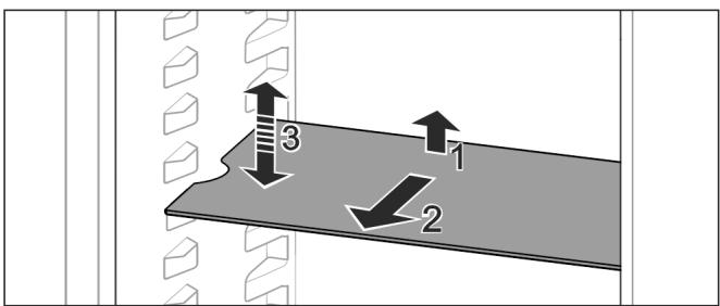 LIEBHERR IRBC4520-22 - Déplacer/sortir les tablettes de rangement - 1