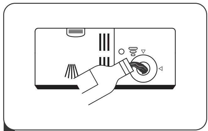 AMICA ADP1002S - Remplissage du réservoir du liquide de rinçage - 3