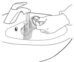 INDESIT BWE91295XWVFR - NETTOYAGE DU FILTRÉ À EAU/ÉVACUATION DE L'EAU RÉSIDUELLÉ - 5
