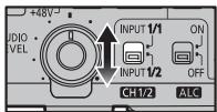 PANASONIC DMWXLR1E - Réglez le canal d'enregistrement avec le commutateur CH1/2. - 1