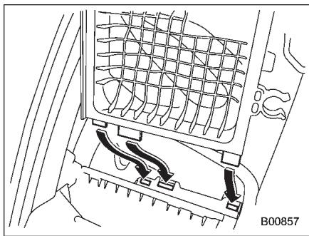 SUBARU WRX (2011) - ■ Remplacement de l'objet du filtre à air - 3