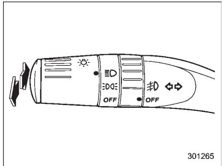 SUBARU WRX (2011) - Inverseur feuux de route/feux de croissement (moins lumi-neux) - 1