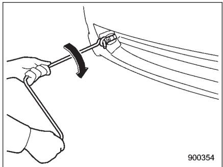 SUBARU WRX (2011) - Crocket de remorquage avant (modèle sans turbo): - 3