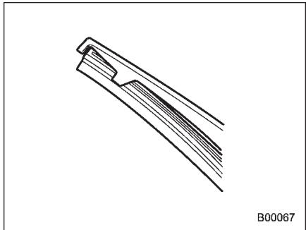 SUBARU WRX (2011) - Caoutchouc de balai d'essuie-glace de lunette arriere - 5