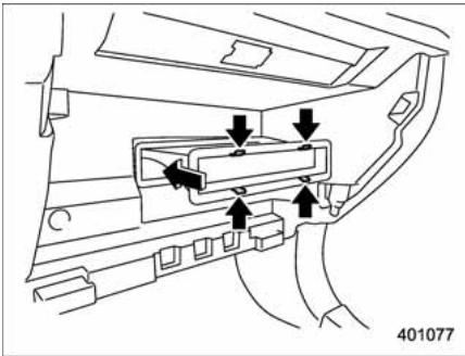 SUBARU WRX (2011) - ■ Remplacement d'un filtré à air - 3