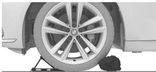 BMW Série 5 G60 - Sur surface plane - 1