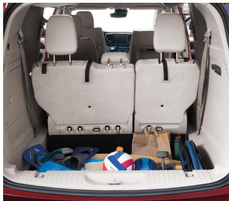 Chrysler Pacifica 2 (2017) - ESPACES DE RANGEMENT DE LA SUPER CONSOLE CENTRALE - 1