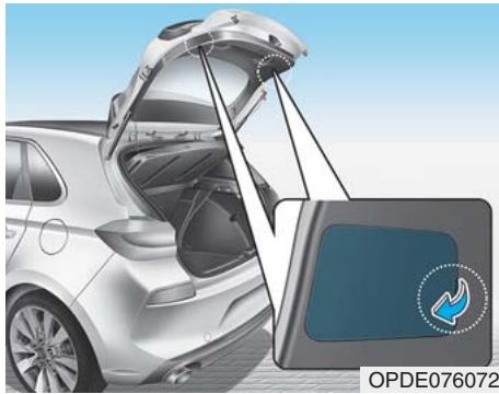 HYUNDAI i30 PD - 3 (2017-2020) - Retirez le bloc optique arrête de la carrosserie du vehicule. - 2