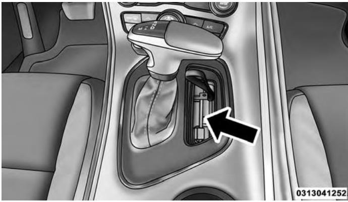DODGE Challenger Phase 2 (2015-2023) - Bac de rangement de la console - 1