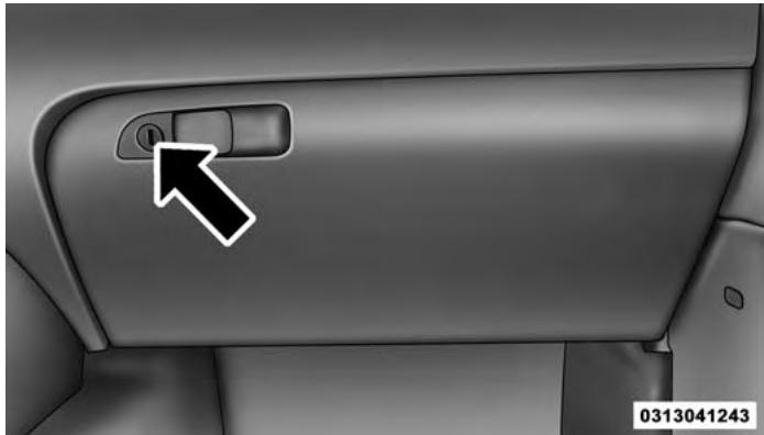 DODGE Challenger Phase 2 (2015-2023) - Boite à gants - 1