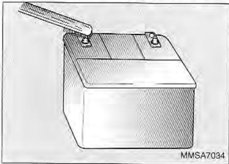 KIA Magentis MS (2000-2005) - BATTERIE-ENTRETIEN - 1