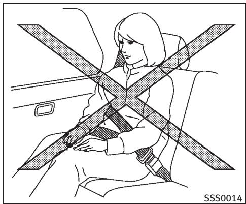 INFINITI M (2011) - ATTENTION - 2