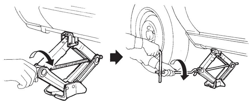 INFINITI M (2011) - Point de levage - 1