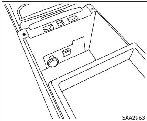 INFINITI M (2011) - Sous-titres (DVD-VIDEO, DVD-VR) : - 1