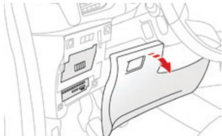 DS Automobiles DS3 Phase 2 (2014-2016) - Fusibles dans la planche de bord - 1