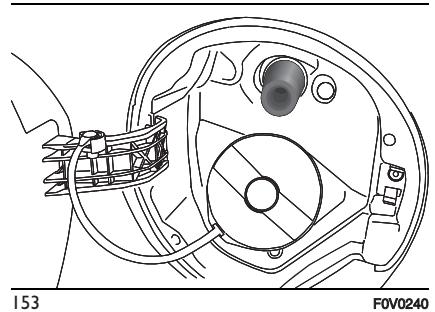 FIAT Doblo 2 Phase 2 (2015-2022) - Stockage de l'adblue® (urée) - 3