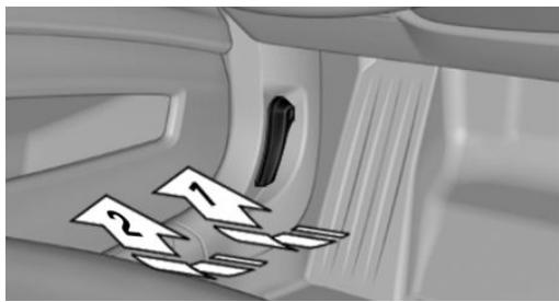 BMW Série 4 (2017-2020) - Ouverture du capot moteur - 1