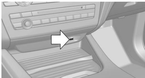 BMW Série 4 (2017-2020) - Dans la console centrale - 1