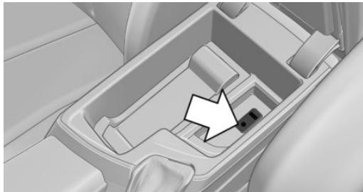 BMW Série 4 (2017-2020) - Dans l'accouvoir central - 1