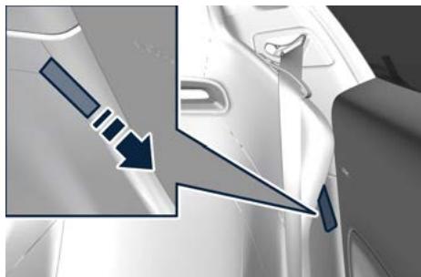 Maserati MC20 Cielo (2022) - Ouverture de porte de l'intérieur - batterie déchargee - 1