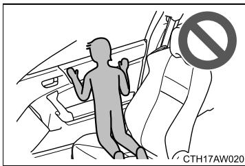 SUBARU BRZ  (2018) - Precautions avec les airbags SRS - 1
