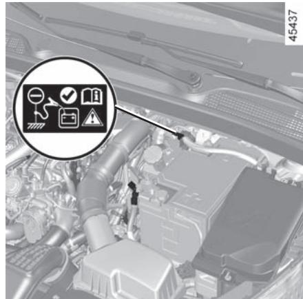 RENAULT Clio 5 (2019-2023) - Démarriage avec la batterie d'un autre vehicule - 2