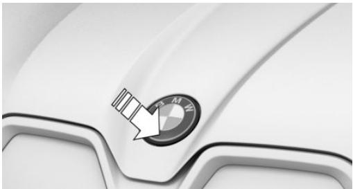 BMW iX (2025) - Ajouter du liquide de lave-glace - 1