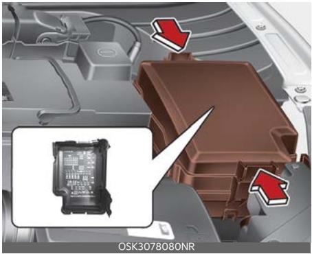 KIA Soul SK3-3 Phase 2 (2023) - Panneau de fusibles du compartmentement moteur - 1