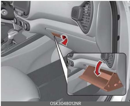 KIA Soul SK3-3 Phase 2 (2023) - Inspection et remplacement du filtré à air du climatiseur - 1