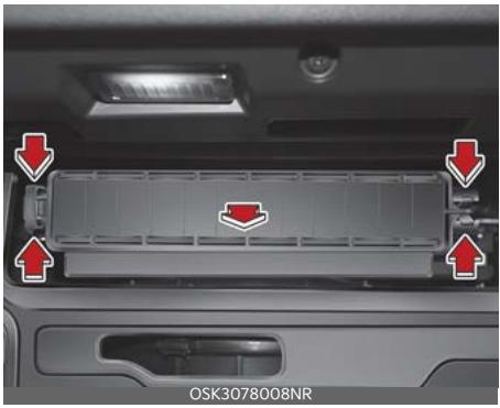 KIA Soul SK3-3 Phase 2 (2023) - Inspection et remplacement du filtré à air du climatiseur - 3