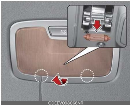 KIA Soul SK3-3 Phase 2 (2023) - Remplacement d'une ampoule de lampe d'ambiance (type ampoule) - 1