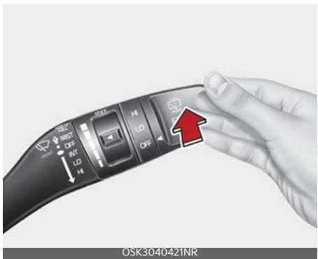 KIA Soul SK3-3 Phase 2 (2023) - Utilisation du commutateur d'essuie-glace et de lave-glace de lunette arrête - 2