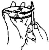 INFINITI Q60 (2016-2023) - ENTRETIEN ET NETTOYAGE DES CD/DISPOSITIFS USB - 4